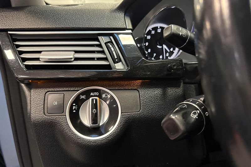 Mercedes E220 bild 8