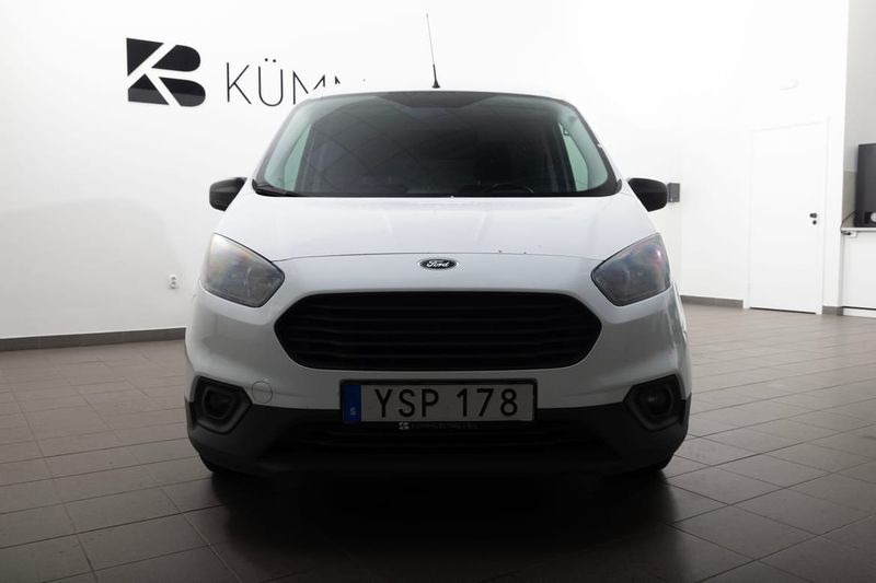 Ford Transit Courier bild 8