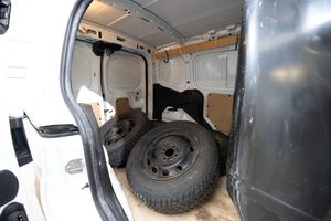 Ford Transit Courier bild 18