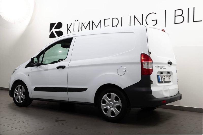 Ford Transit Courier bild 6