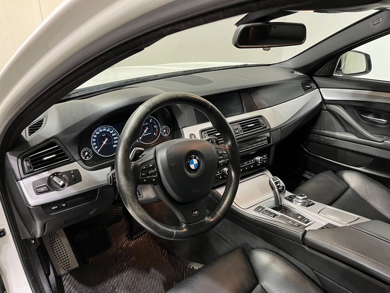 BMW M550 bild 11