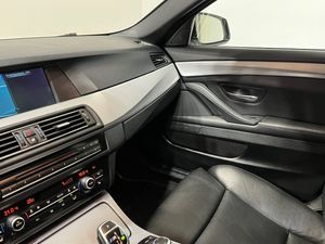 BMW M550 bild 17
