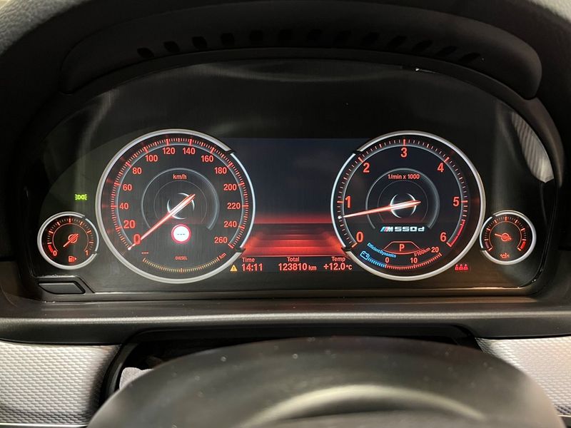 BMW M550 bild 16