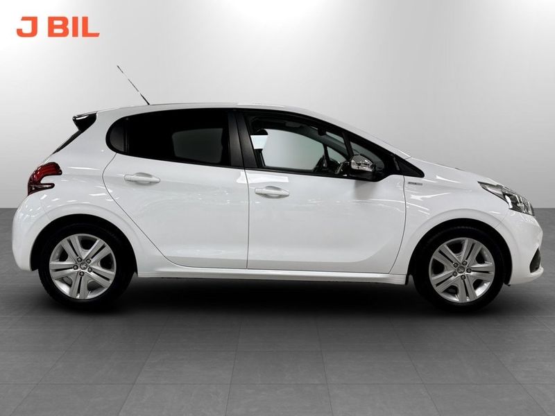Peugeot 208 bild 14