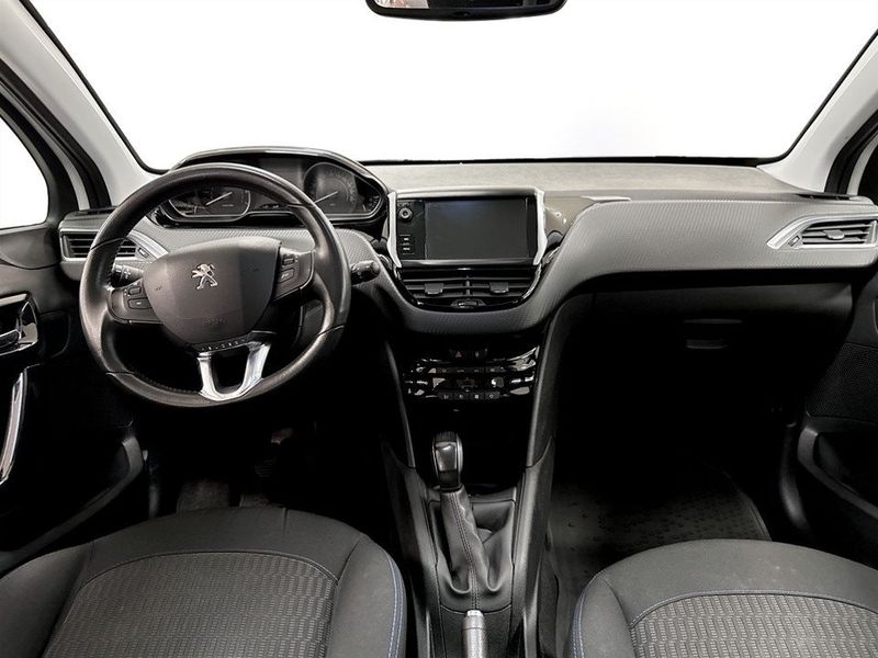Peugeot 208 bild 7
