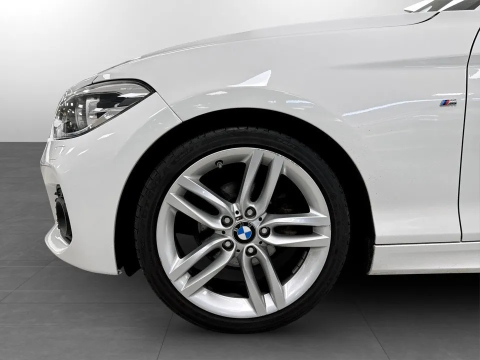BMW 118 bild 16