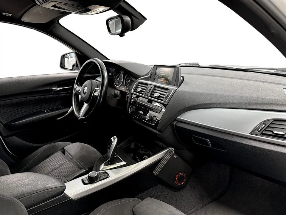 BMW 118 bild 13