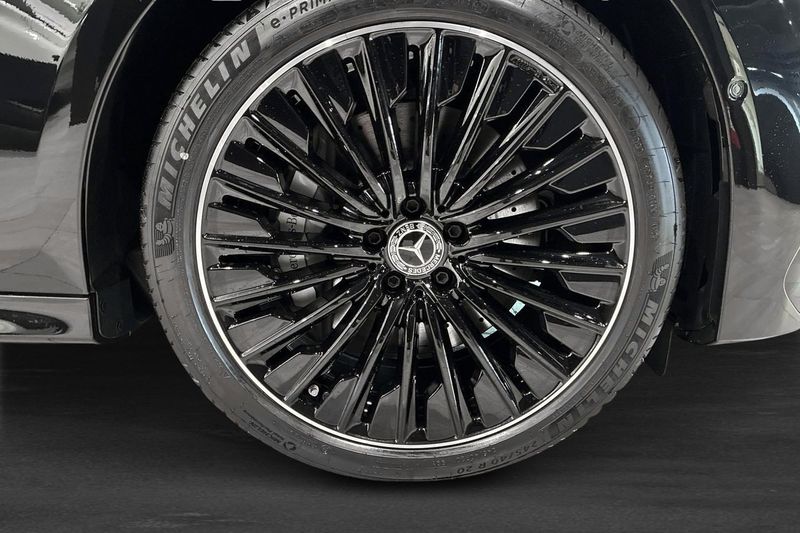 Mercedes E300 bild 5