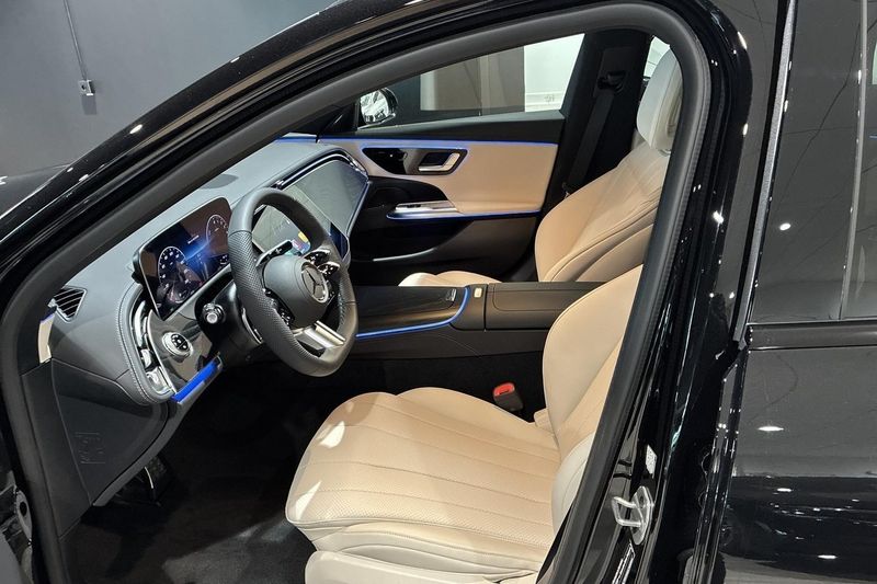 Mercedes E300 bild 11