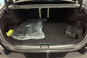 Mercedes E300 bild 12
