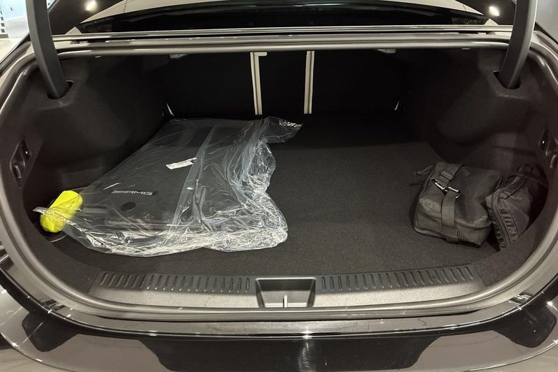 Mercedes E300 bild 12