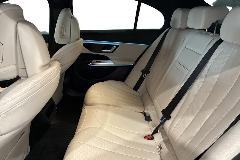 Mercedes E300 bild 10