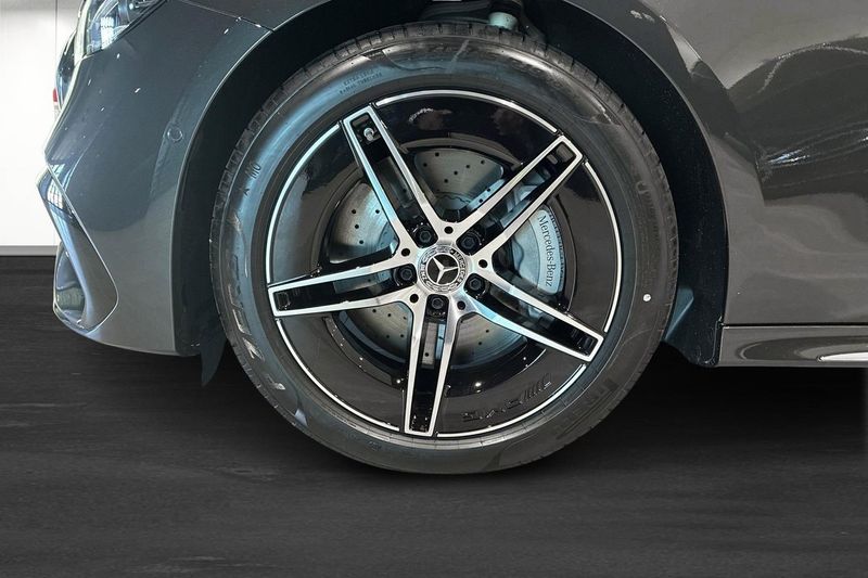 Mercedes E300 bild 5
