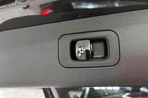 Mercedes E300 bild 14