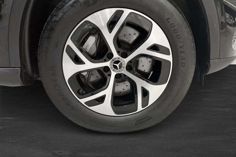 Mercedes GLC300 bild 5