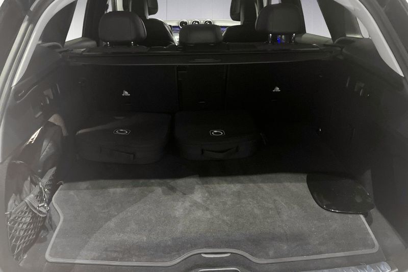 Mercedes GLC300 bild 12