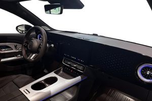 Mercedes CLA350 bild 9