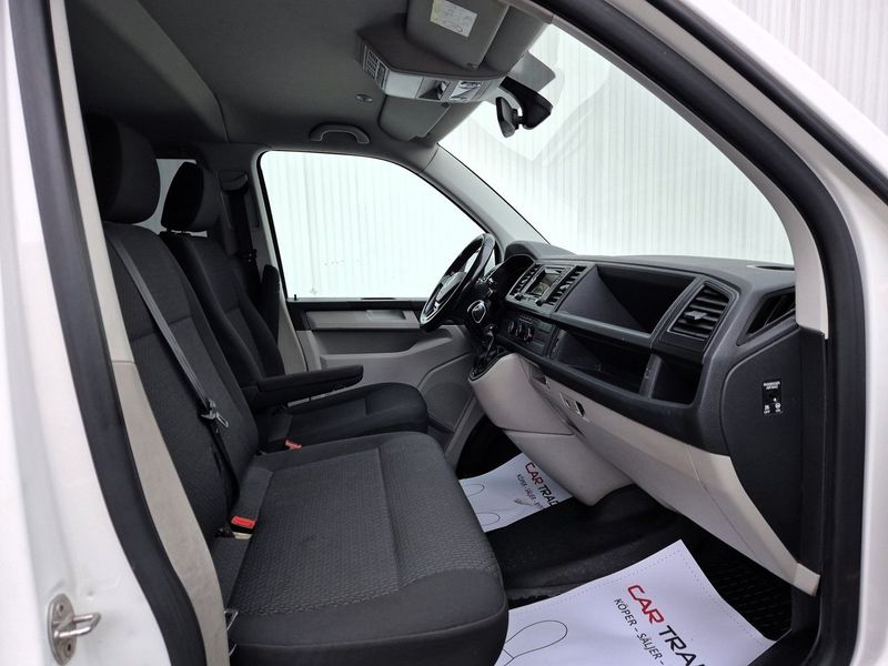 Volkswagen Caravelle bild 24