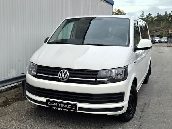 Volkswagen Caravelle T32 2.0 TDI TRENDLINE 9-SITS AUT VÄRMARE DRAG 2ÄG 150HK - 2016