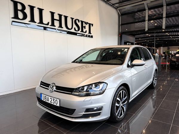 Volkswagen Golf I 5-dörrar 2.0 TDI 4Motion GT 150Hk Fjärr-värmare/ kamera - 2015