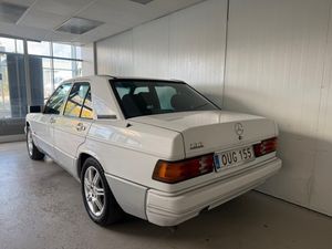 Mercedes 190 bild 3