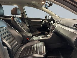 Volkswagen Passat bild 10