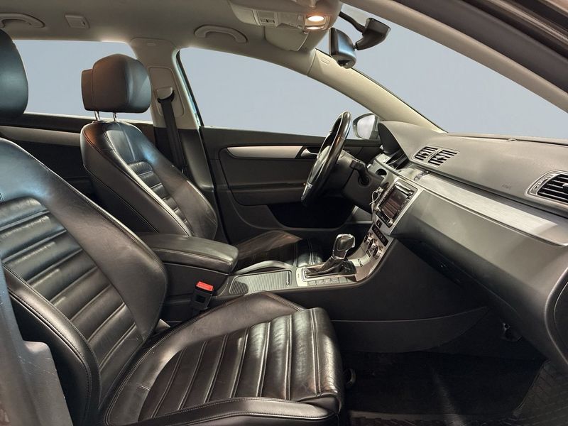 Volkswagen Passat bild 10