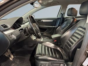 Volkswagen Passat bild 7