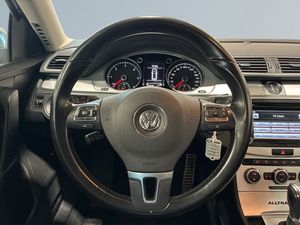 Volkswagen Passat bild 9