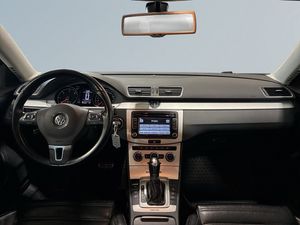 Volkswagen Passat bild 8