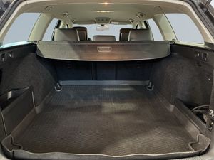Volkswagen Passat bild 12