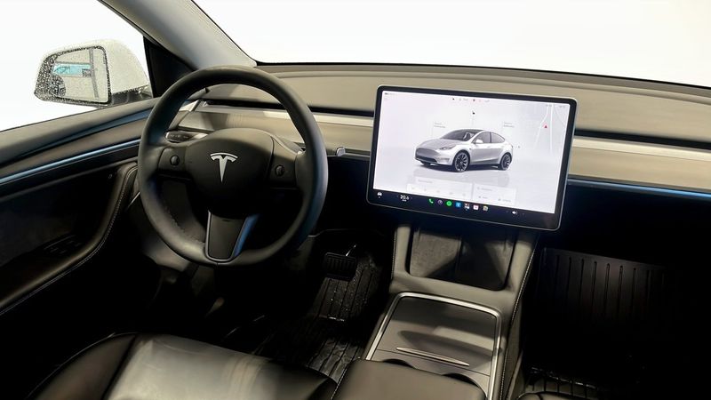 Tesla Model Y bild 4
