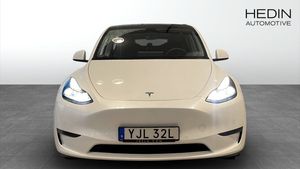 Tesla Model Y bild 8