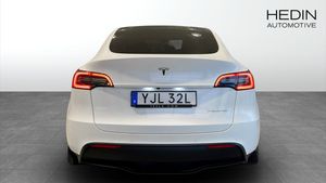 Tesla Model Y bild 7
