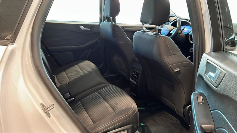 Ford Kuga bild 5