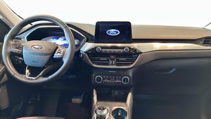 Ford Kuga bild 4