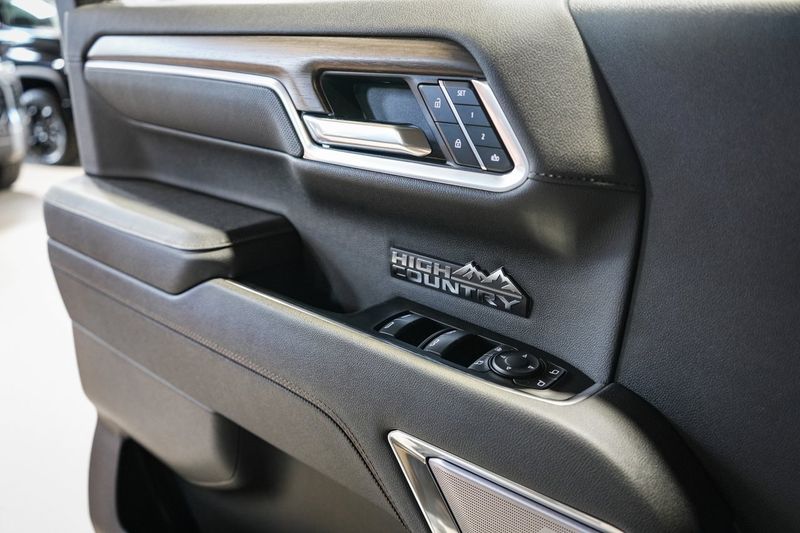 Chevrolet Silverado bild 21