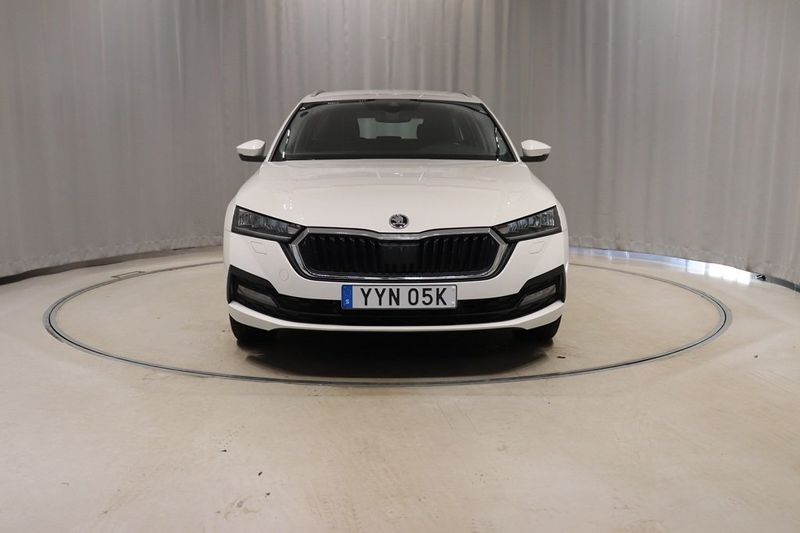 Skoda Octavia bild 2