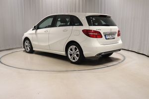 Mercedes B180 bild 6