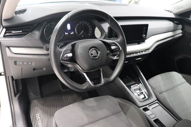 Skoda Octavia bild 7
