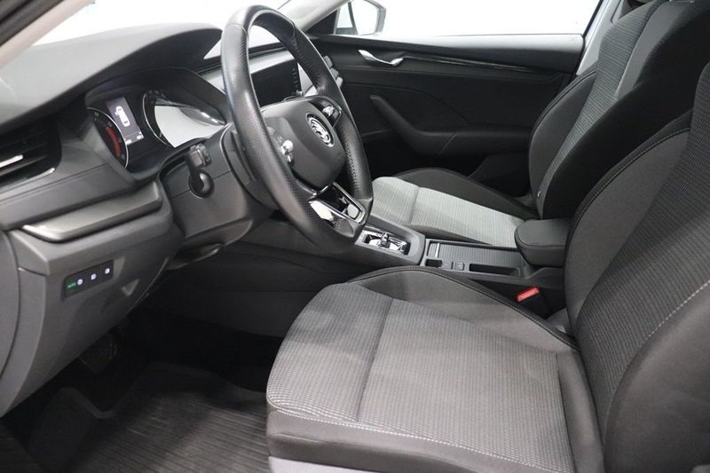 Skoda Octavia bild 8