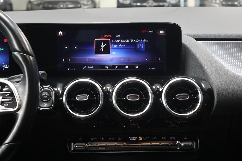 Mercedes GLA180 bild 18