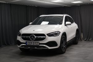 Mercedes GLA180 bild 1