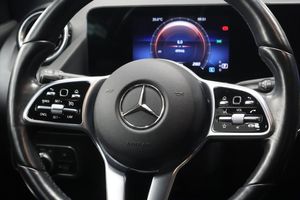 Mercedes GLA180 bild 15