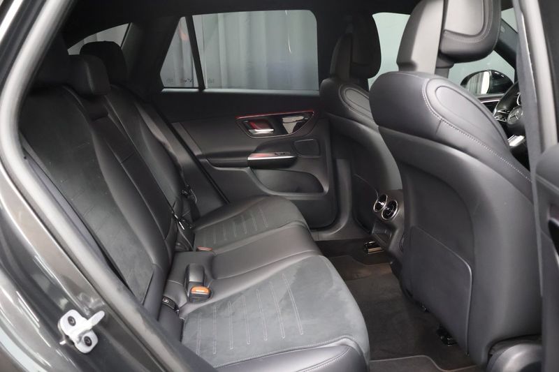 Mercedes GLC300 bild 9