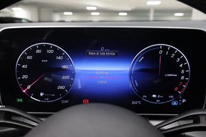 Mercedes GLC300 bild 13