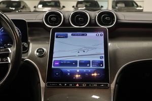 Mercedes GLC300 bild 15