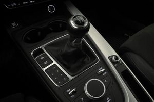 Audi A4 bild 13
