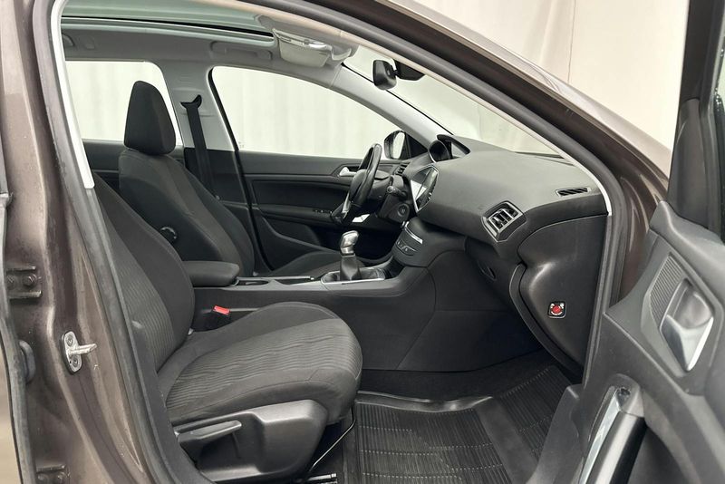 Peugeot 308 bild 7