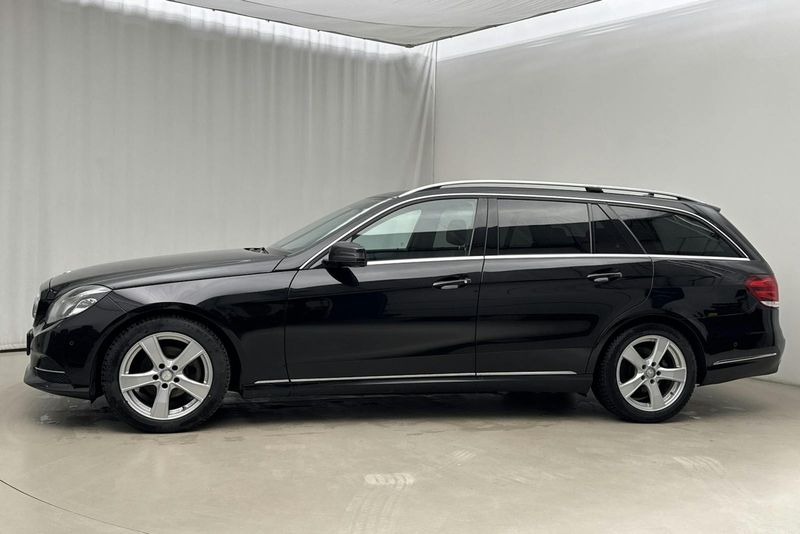 Mercedes E220 bild 2